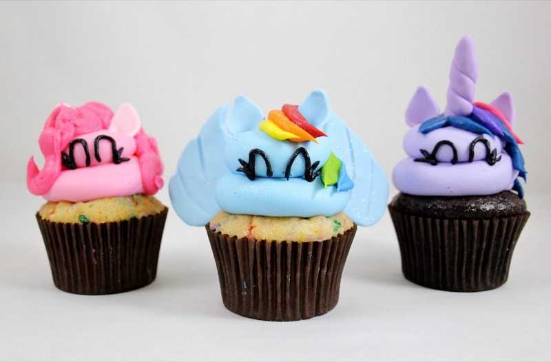 pony cupcake