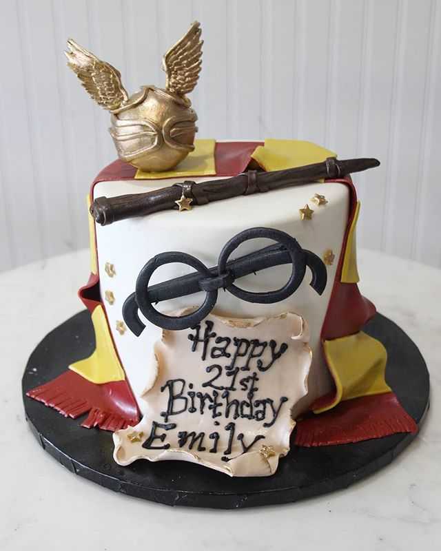 Harry Potter Magic Birthday Cake