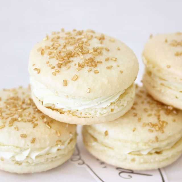 Honey Butter French Macaron Dessert