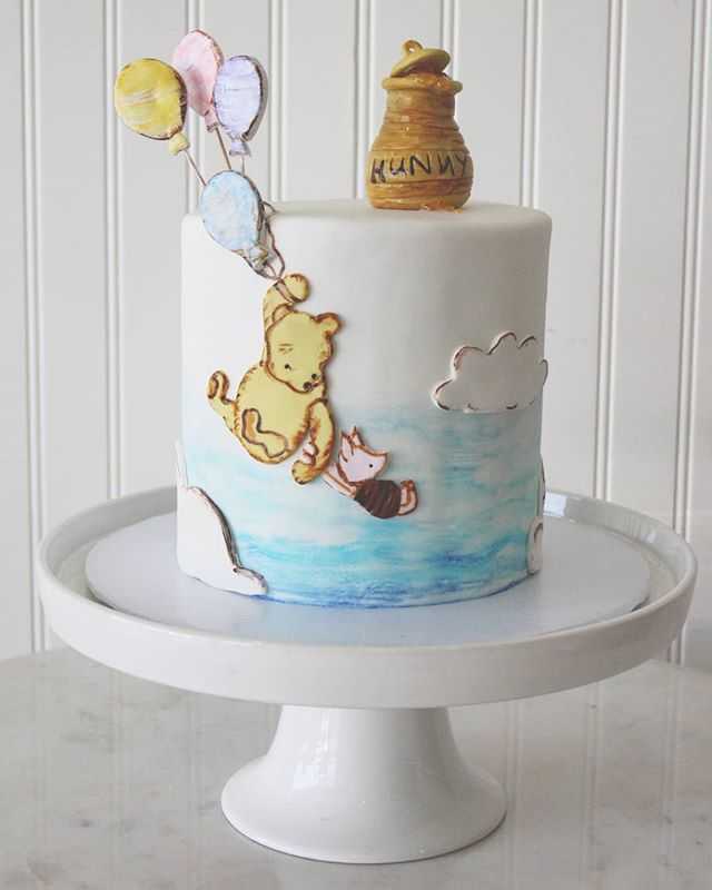 pooh disney cake birthday honey piglet winnie