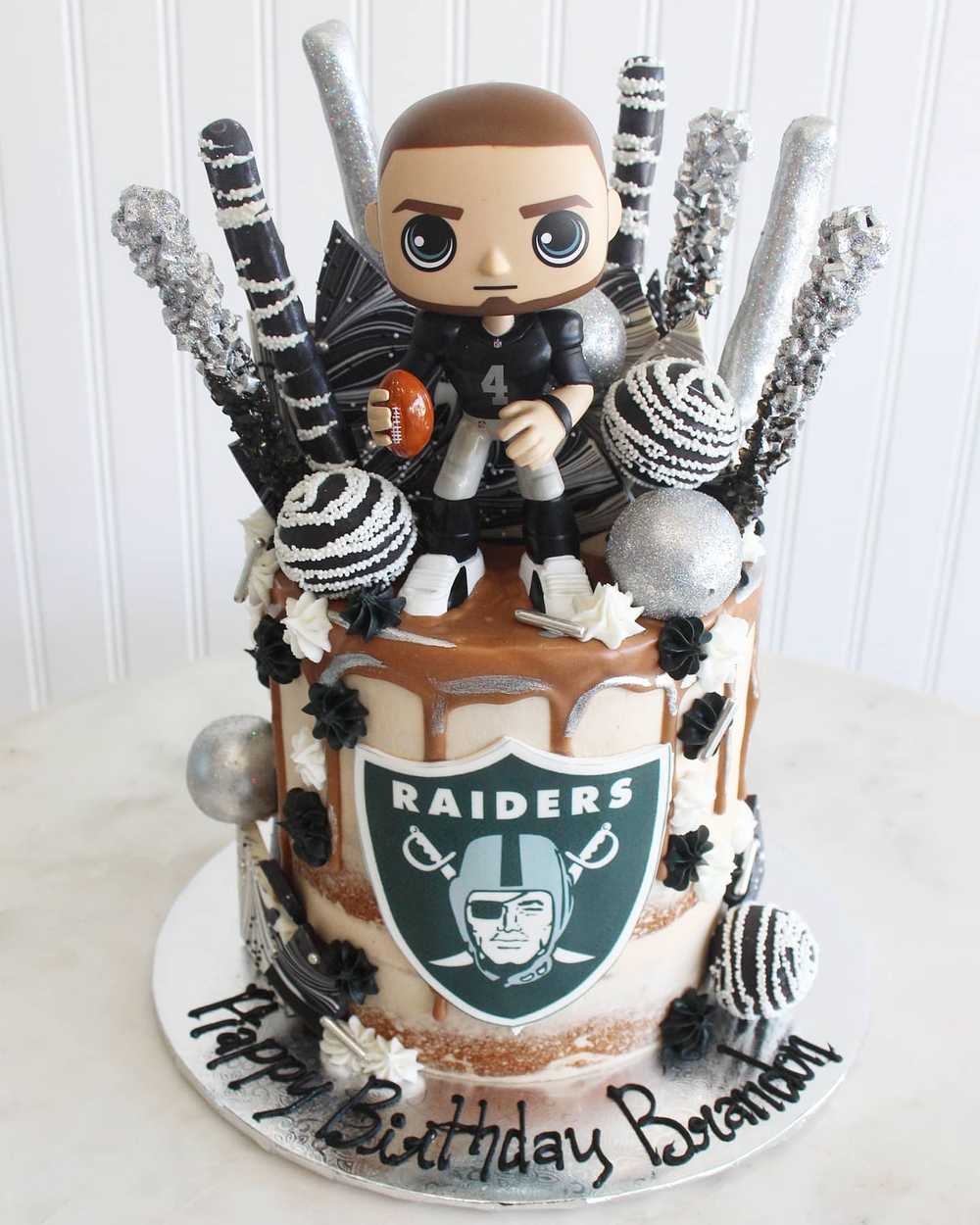 Raiders Dessert Sport Cake