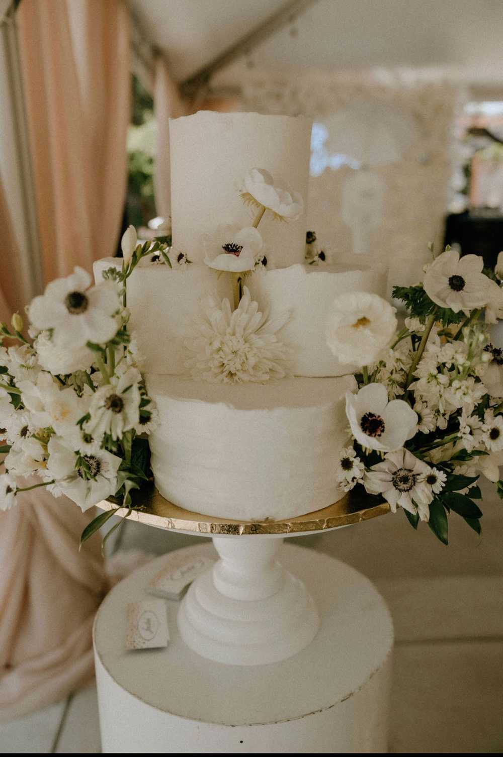 White Floral Wedding Cake