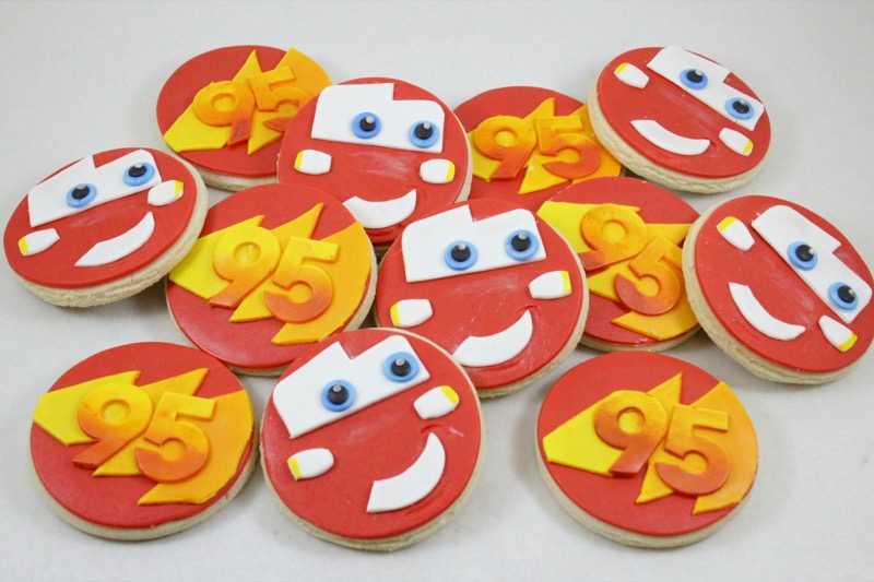 cars lighteningmacqueen suagr cookie boy birthday party favor