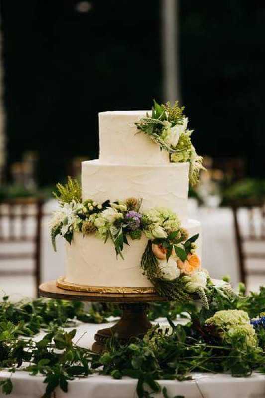 new garden buttercream wedding cake