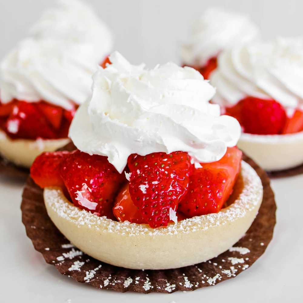 strawberry pizza dessert