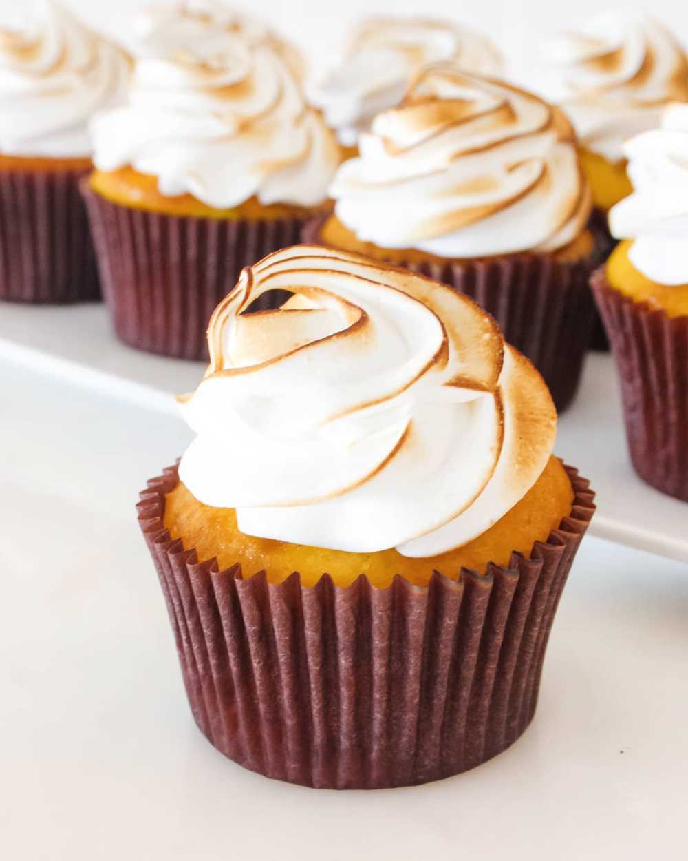 Lemon Meringue Pie Cupcake Cake