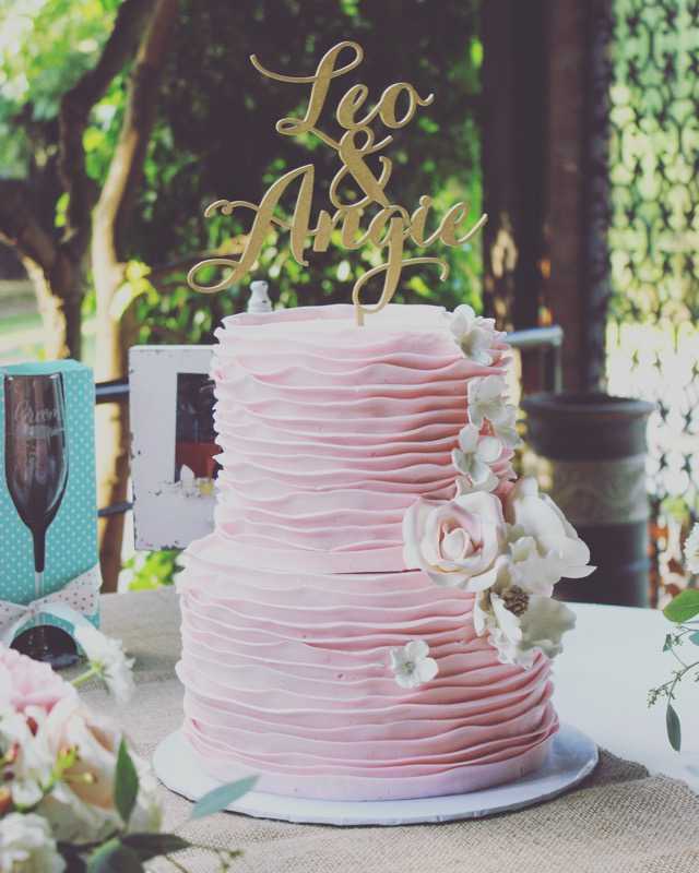 pink frilly wedding cake (1)