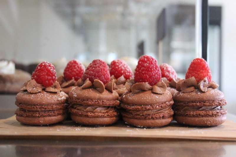 raspberry truffle chocolate frenh macaron