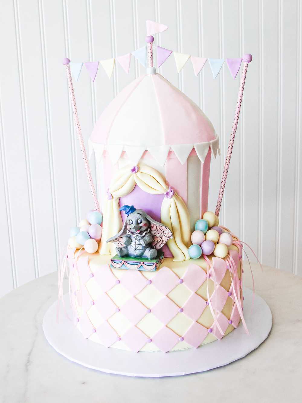 dumbo disney girl baby shower cake 