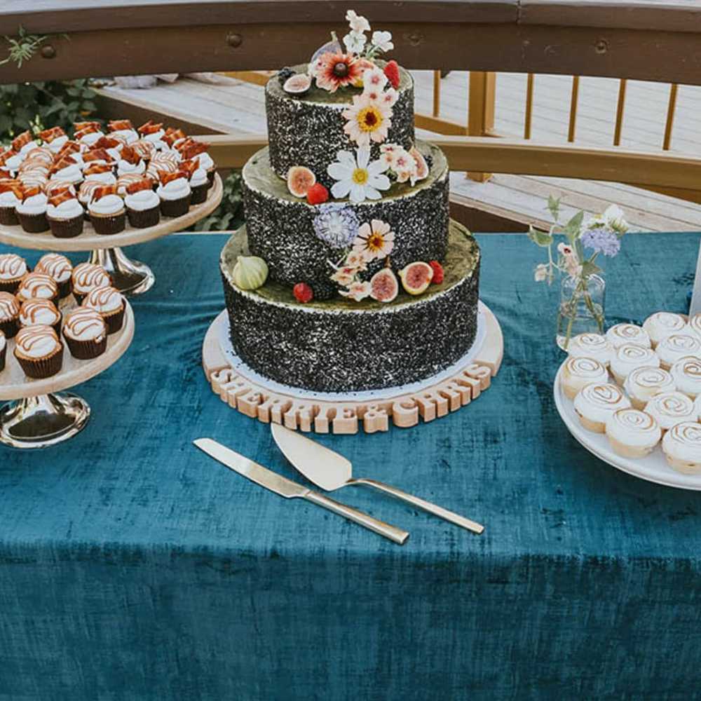 Matcha Buttercream Wedding Cake Flowers fruit dessert 